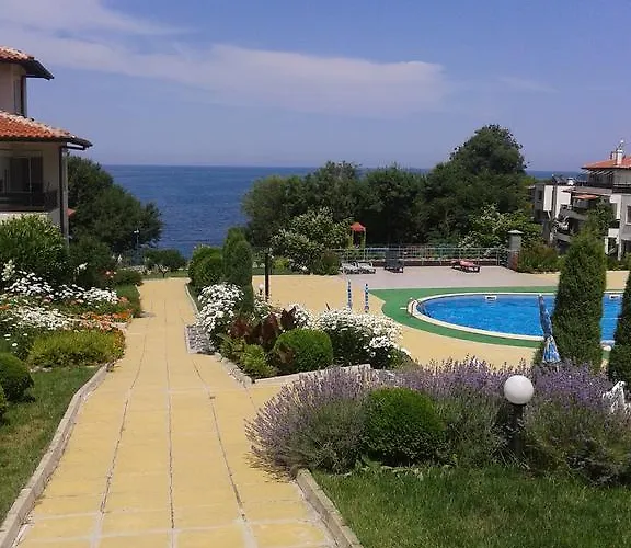 Caprice In Lozenec Kiten (Burgas)