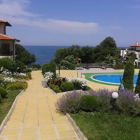 Caprice In Lozenec קיטן