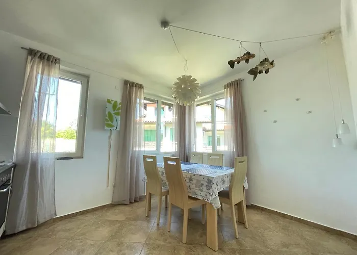 Caprice In Lozenec 公寓 *