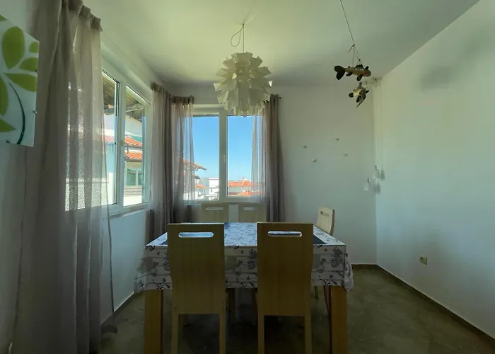 公寓 Caprice In Lozenec 希典