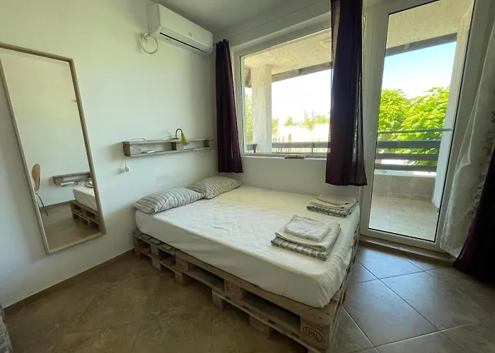 公寓 Caprice In Lozenec 希典